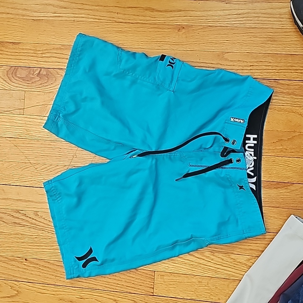 Hurley b suit